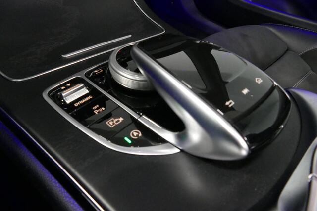 Mercedes-Benz C-KLASSE Cabrio 200 AMG Line / Airscarf-nekverwarming / Burmester Surround Sound / Elektr. verstelbare voorstoelen (memory) / Stoelverwarming / 360 graden camera / Multibeam LED / Ambienteverlichting / Apple Carplay-Andriod Auto / Keyless / Achteruitrijcamera / Ad