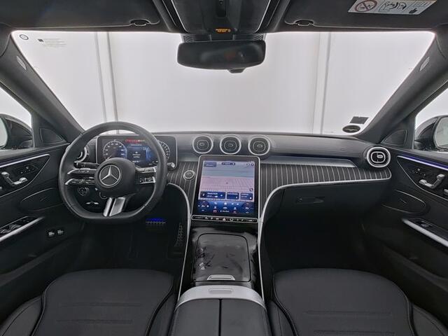 Mercedes-Benz C-KLASSE 300 e AMG Plug-In Hybride | AMG Styling | Night Pakket | Panorama Schuif-Kanteldak | Advanced Soundsystem | Stuur en Stoelverwarming | Inclusief 24 maanden MB Certified garantie voor Europa.