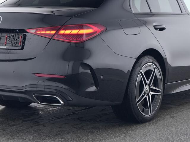 Mercedes-Benz C-KLASSE 300 e AMG Plug-In Hybride | AMG Styling | Night Pakket | Panorama Schuif-Kanteldak | Advanced Soundsystem | Stuur en Stoelverwarming | Inclusief 24 maanden MB Certified garantie voor Europa.