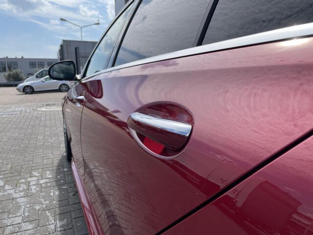 Mercedes-Benz C-KLASSE 200 | Panoramadak | Distronic | Head-Up Display | Premium PLUS | Memorystoelen Verwarmd | 360° Camera | Distronic | Burmester® 3D | Sfeerverlichting