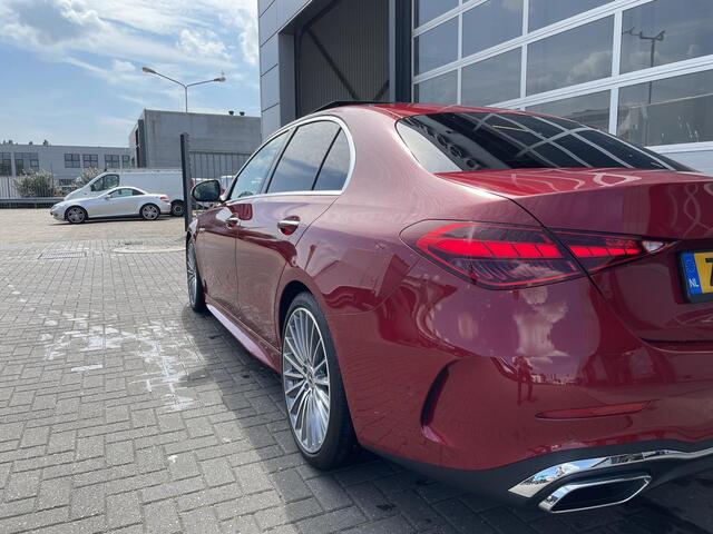 Mercedes-Benz C-KLASSE 200 | Panoramadak | Distronic | Head-Up Display | Premium PLUS | Memorystoelen Verwarmd | 360° Camera | Distronic | Burmester® 3D | Sfeerverlichting