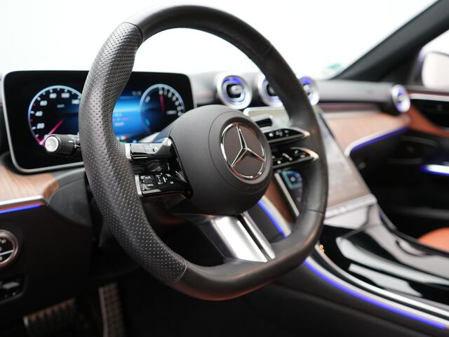 Mercedes-Benz C-KLASSE Estate 300 e AMG Line Plug in Hybrid Dealer O.H. PHEV | Panodak | Lederen Sportstoelen Verwarmd | Adaptive Cruise | Apple Carplay | Sfeerverlichting | MBUX | Navigatie | Camera | DAB | Virtual |