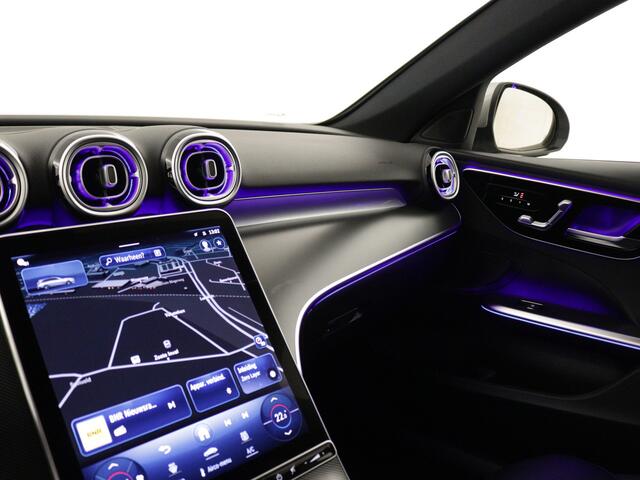 Mercedes-Benz C-KLASSE Estate 180 Luxury Line | Trekhaak | Memorypakket | Spiegelpakket | Verwarmde stoelen vooraan | USB-pakket | Parkeerpakket met achteruitrijcamera | Antidiefstalpakket GUARD 360° Plus |