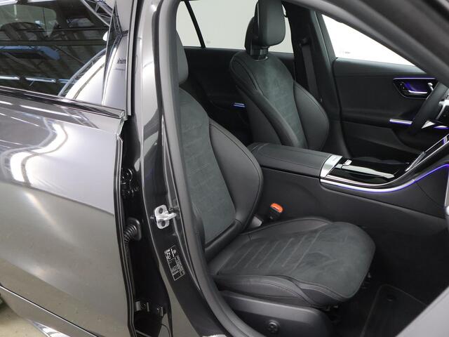 Mercedes-Benz C-KLASSE 180 Estate Business Solution AMG AMG Line | Panoramadak | Trekhaak | Digital Light | Memory stoelen | Actieve dodehoek | 360 camera | Trekhaak | Night pakket | Apple carplay