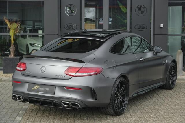 Mercedes-Benz C-KLASSE Coupé C63s AMG 510pk Edition 1 Panoramadak Keramisch Magno matte Schaalstoelen Rij assistentiepakket Burmester VOL!!!
