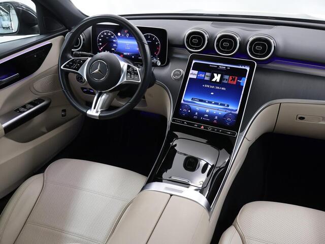 Mercedes-Benz C-KLASSE 180 Luxury Line | Panoramadak | Achteruitrijcamera | Sfeerverlichting | Stoelverwarming |
