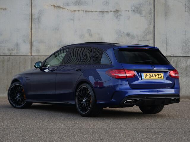 Mercedes-Benz C-KLASSE Estate C63's AMG | Designo | panorama | slechts 69.000km | Voor de liefhebber..