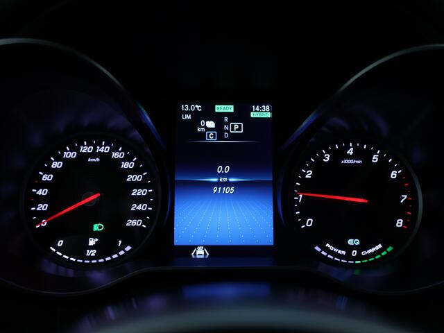 Mercedes-Benz C-KLASSE Estate 300 e AMG Plug-In Hybride | AMG Line | Night Pakket |Schuif-Kanteldak | Dodehoek Assist | 360° camera | Distronic | Inclusief 24 maanden MB Certified garantie voor Europa.