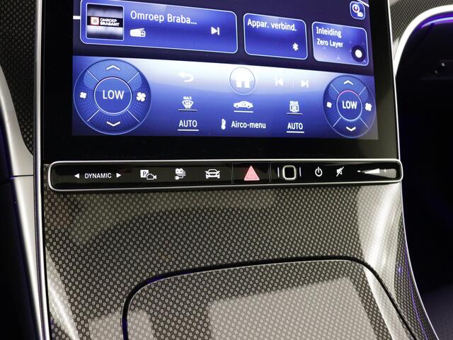 Mercedes-Benz C-KLASSE 300 e AMG Line | Nightpakket | KEYLESS GO-comfortpakket | Parkeerpakket met 360°-camera | USB-pakket plus | DIGITAL LIGHT | Burmester® 3D surround sound system |