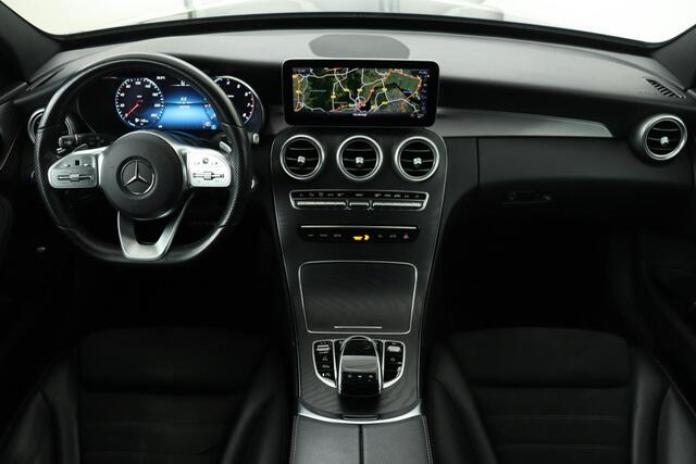 Mercedes-Benz C-KLASSE 200 AMG | Stoelverwarming | Carplay | Trekhaak | Matrix LED | Sfeerverlichting | Leder/Alcantara | Side Assist | Camera