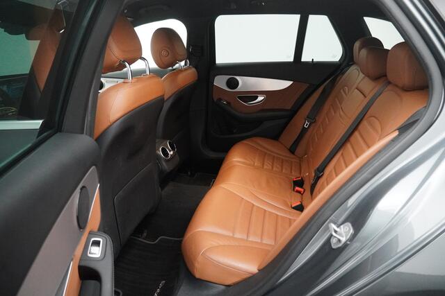 Mercedes-Benz C-KLASSE Estate BWJ 1-2019 / 157 PK 180 Business Solution AMG Automaat / VOL!! / Leer / Camera a. Stoelverwarming / Navigatie / Clima / Sportstoelen /