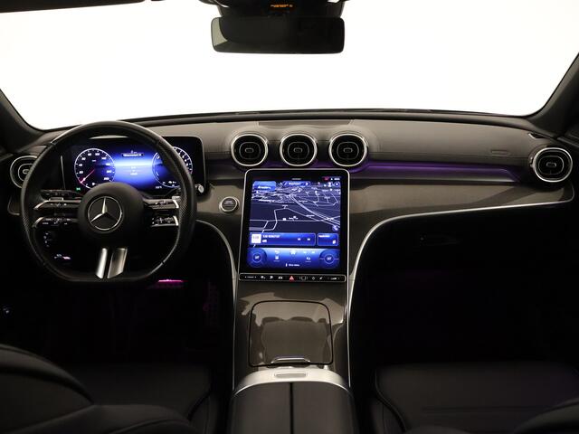 Mercedes-Benz C-KLASSE Estate 300 e AMG Line | Panoramadak | Navigatie widescreen | Lederen bekleding | Parking support met Camera | 5 spaaks lichtmetalen AMG velgen | Inclusief 24 maanden Mercedes-Benz Certified garantie voor Europa.