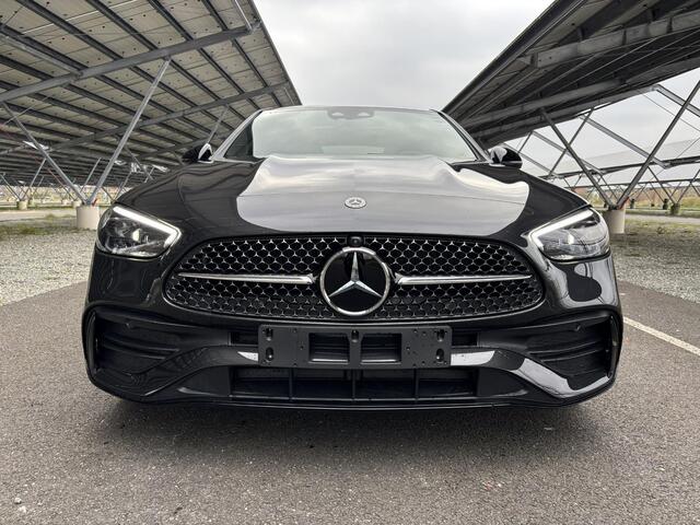 Mercedes-Benz C-KLASSE 300 e star Edition AMG Line Plus | Night | Panoramadak | Burmester | Massagestoelen | Stoelverwarming/ventilatie | 360 camera | Trekhaak | Sfeerverlichting |