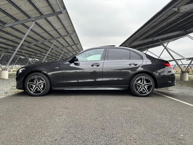 Mercedes-Benz C-KLASSE 300 e star Edition AMG Line Plus | Night | Panoramadak | Burmester | Massagestoelen | Stoelverwarming/ventilatie | 360 camera | Trekhaak | Sfeerverlichting |