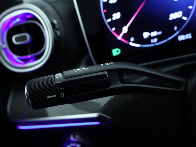 Mercedes-Benz C-KLASSE 300 e AMG Line LIMITED | Trekhaak | Nightpakket | Parkeerpakket met achteruitrijcamera | KEYLESS GO | Dodehoekassistent | Memorypakket | USB-pakket | Spiegelpakket | Premium sfeerverlichting |