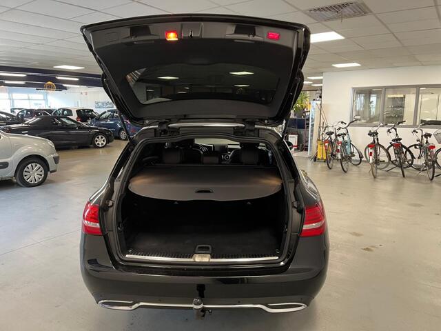 Mercedes-Benz C-KLASSE 180 Lease Edition