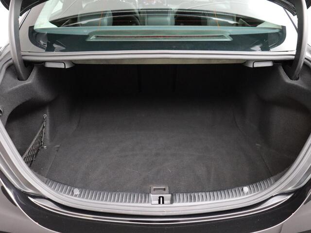 Mercedes-Benz C-KLASSE 180 Premium Plus Pack | Schuifkantel-dak | Achteruitrijcamera | LED!