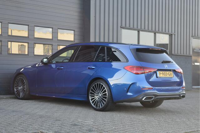 Mercedes-Benz C-KLASSE Estate 180 AMG Line | CAMERA | SFEERVERLICHTING | CARPLAY |