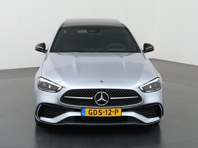 Mercedes-Benz C-KLASSE 180 AMG Line | Panoramadak | Night | Digital Light | 360 camera | Keyless | Memory |
