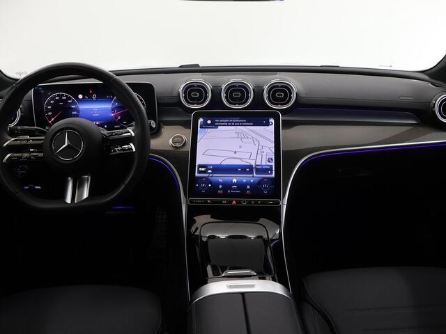Mercedes-Benz C-KLASSE 180 AMG Line | Panoramadak | Night | Digital Light | 360 camera | Keyless | Memory |