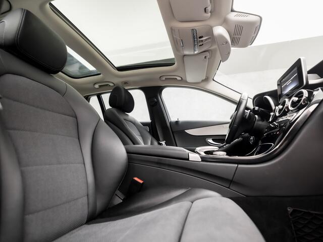 Mercedes-Benz C-KLASSE Estate 350 e Sport 279Pk Automaat (PANORAMADAK, LUCHTVERING, ELEK SPORTSTOELEN, CAMERA, STOELVERWARMING, NIEUWE APK, NIEUWSTAAT)