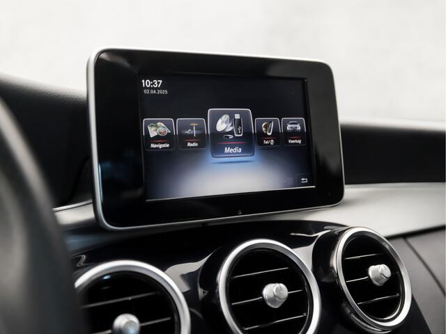 Mercedes-Benz C-KLASSE Estate 350 e Sport 279Pk Automaat (PANORAMADAK, LUCHTVERING, ELEK SPORTSTOELEN, CAMERA, STOELVERWARMING, NIEUWE APK, NIEUWSTAAT)
