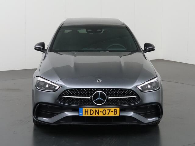 Mercedes-Benz C-KLASSE 300 e AMG Night | Panoramadak | Rij assistentie plus | Digital Light | 360 graden camera | Advanced Sound System