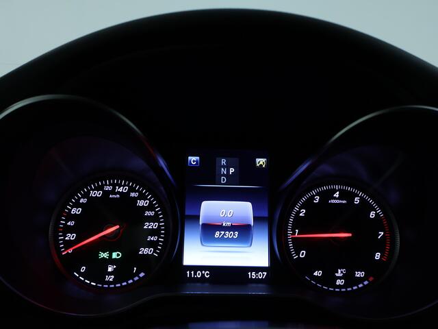 Mercedes-Benz C-KLASSE Cabrio 180 AMG Sportpakket | Aircap & Airscarf | Burmester Sound | Sfeerverlichting | Stoelverwarming | LED | Inclusief 12 Maanden Garantie.