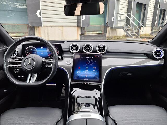 Mercedes-Benz C-KLASSE 180 AMG Line | Panoramadak | HUD | 360º camera | Memory pakket | Keyless-GO