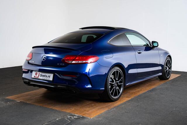 Mercedes-Benz C-KLASSE Coupé AMG 43 4MATIC Trekhaak - Panoramadak - Stoelverwarming voor - Rijassistentiepakket plus - Actieve parkeerassistent - Head Up - Burmester -