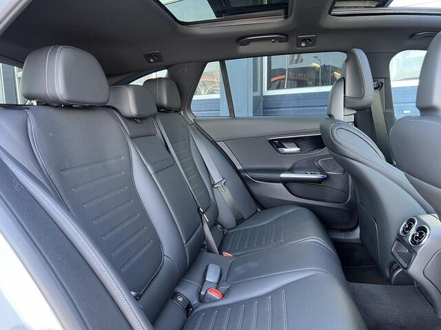 Mercedes-Benz C-KLASSE Estate 180 Business Solution AMG | Night Pakket | Panoramadak | 360° Camera | Dodehoekassistent | Sierdelen Hout Aluminium Lines Zwart | Elektrisch Verstelbare Stoelen + Memory | Apple CarPlay | Android Auto | Sfeerverlichting
