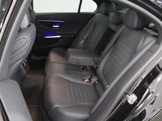 Mercedes-Benz C-KLASSE 180 AMG Line | Panoramadak | Led verl. | 19 inch LM velgen | Memory