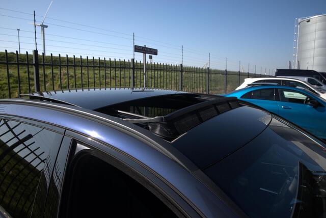 Mercedes-Benz C-KLASSE Estate 200 AMG Line | Nightpakket | Panoramadak | Winterpakket | Rijassistentiepakket Plus | 360° Camera | Burmester® 3D | Head-up display | Memorystoelen Verwarmd | Trekhaak | Sfeerverlichting | Apple & Android Carplay | Showmodel