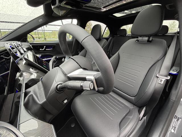 Mercedes-Benz C-KLASSE 180 Business Solution AMG | Night | Panoramadak | Trekhaak | Burmester | 360 camera | Memory stoelen | Sfeerverlichting |