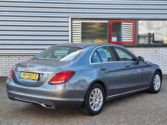 Mercedes-Benz C-KLASSE 180 Premium | Achteruitrijcamera | LED verlichting | Bluetooth
