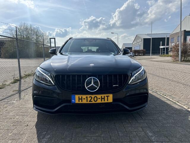 Mercedes-Benz C-KLASSE AMG 63 Edition 1 / Performance Stoelen / PANO / Milltek uitlaat