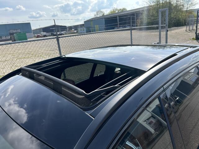 Mercedes-Benz C-KLASSE AMG 63 Edition 1 / Performance Stoelen / PANO / Milltek uitlaat