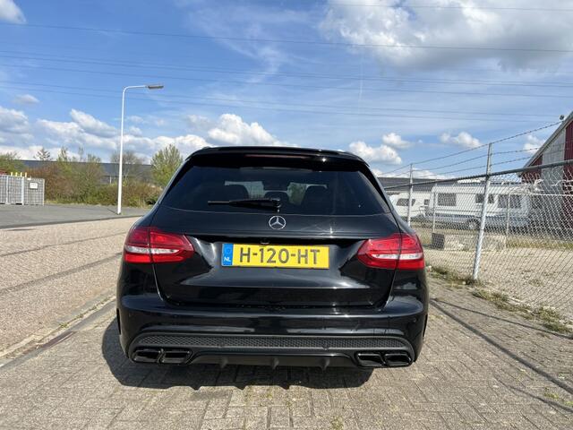 Mercedes-Benz C-KLASSE AMG 63 Edition 1 / Performance Stoelen / PANO / Milltek uitlaat