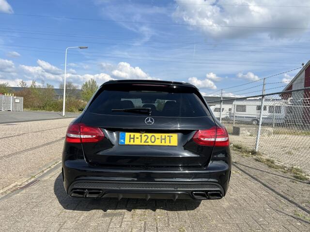 Mercedes-Benz C-KLASSE AMG 63 Edition 1 / Performance Stoelen / PANO / Milltek uitlaat