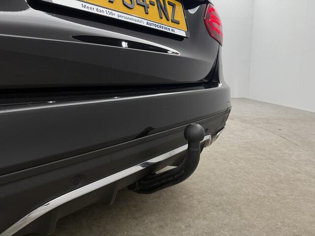 Mercedes-Benz C-KLASSE AMG Camera Trekhaak LED Virtual Cruise Clima Navi PDC 18''LMV