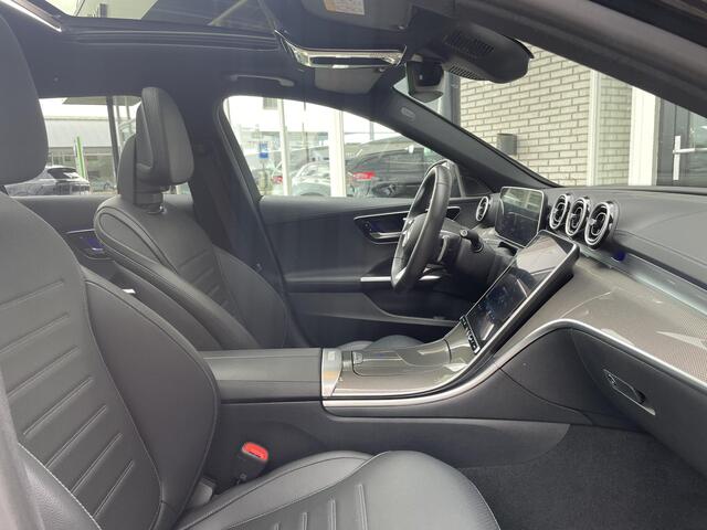 Mercedes-Benz C-KLASSE Estate 180 | Panoramadak | AMG | Night Pakket | Panoramadak | Elektrisch Verstelbare Stoelen + Memory | Dodehoekassistent | Apple CarPlay | Android Auto | Sfeerverlichting | Stoelverwarming