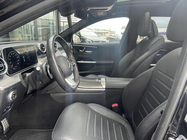 Mercedes-Benz C-KLASSE Estate 180 | Panoramadak | AMG | Night Pakket | Panoramadak | Elektrisch Verstelbare Stoelen + Memory | Dodehoekassistent | Apple CarPlay | Android Auto | Sfeerverlichting | Stoelverwarming