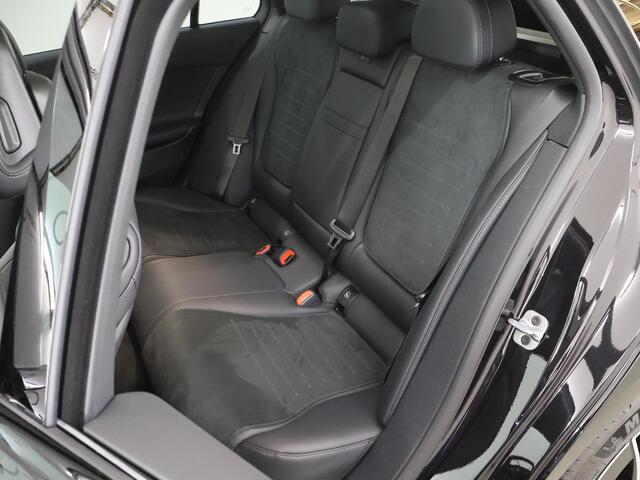 Mercedes-Benz C-KLASSE Estate 180 Business Solution AMG Panoramadak | Keyless | Night pakket | Memory stoelen