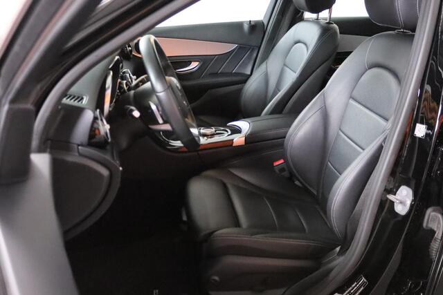Mercedes-Benz C-KLASSE 180 AMG-line, Volleder, Cruise Control, Navigatie, Bluetooth, LED