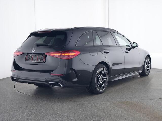 Mercedes-Benz C-KLASSE Estate 300 e AMG Plug-In Hybride | AMG Line Advanced Plus | Night Pakket | Panorama Schuif-Kanteldak | Distronic | Stuur en Stoelverwarming | Inclusief 24 maanden MB Certified garantie voor Europa.
