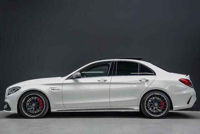 Mercedes-Benz C-KLASSE C63S AMG 510pk |carbon exterieur|pano|schaalstoelen|Burmester|memory|HUD|camera|elek. achterklep|interieur parfum|DAB|19"|