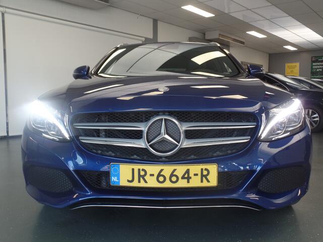 Mercedes-Benz C-KLASSE Estate 220 CDI Ambition Handgeschakeld, Sportstoelen leder, Stoel verwarming, Xenon, Clima controle, Cruise controle, Pdc V/A, Navigatie, Lm velgen 16'', Trekhaak, afneembaar, Ex eerste eigenaar!! bovag afleverpakket 695,-