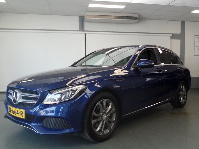 Mercedes-Benz C-KLASSE Estate 220 CDI Ambition Handgeschakeld, Sportstoelen leder, Stoel verwarming, Xenon, Clima controle, Cruise controle, Pdc V/A, Navigatie, Lm velgen 16'', Trekhaak, afneembaar, Ex eerste eigenaar!! bovag afleverpakket 695,-
