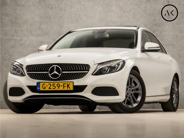 Mercedes-Benz C-KLASSE 200 Sport Premium Plus 184Pk Automaat (SCHUIFDAK, NAVIGATIE, SFEERVERLICHTING, GETINT GLAS, LEDER, ELEK STOELVERWARMING, SPORTSTOELEN, CRUISE, LED KOPLAMPEN, NIEUWSTAAT)