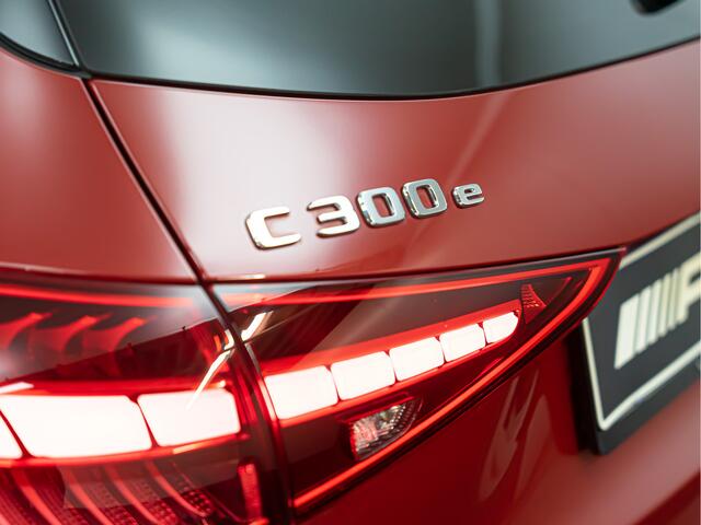 Mercedes-Benz C-KLASSE Estate C 300 e AMG Line | Pano | Burmester